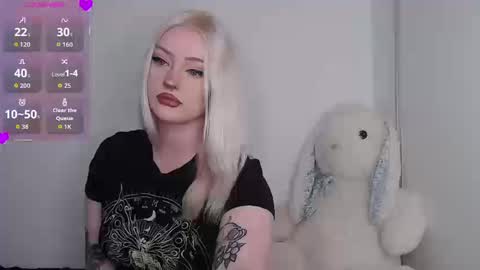 Chloe Levine online show from 09.20.25