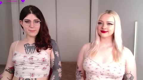 Chloe Levine online show from 11.14.25