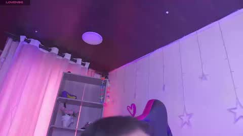 CLOE  online show from 09.23.25