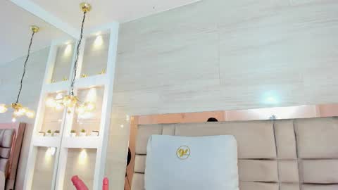 Snapshot of chloe_murray chatting on 03.02.26 CHLOE online show from 03.02.26