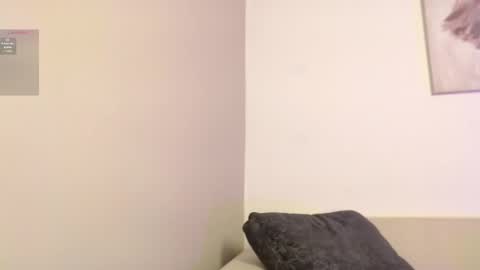 Snapshot of chloe_peach_ chatting on 04.09.26 chloe_peach_ online show from 04.09.26