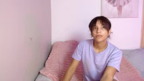 chloe_peach_ online show from 05.04.26
