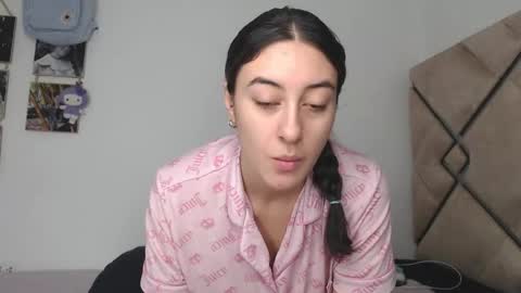 Chloe  online show from 10.10.25