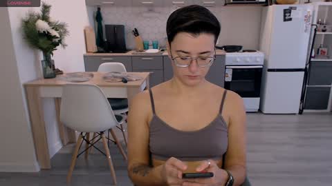 Eva and Sandra online show from 12.17.24