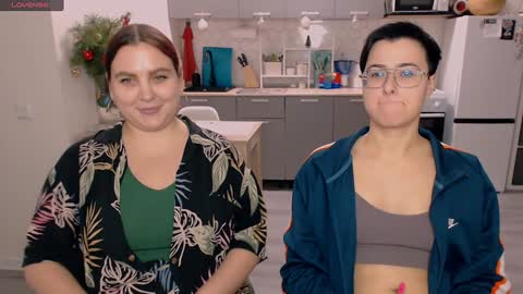 Eva and Sandra online show from 01.08.25