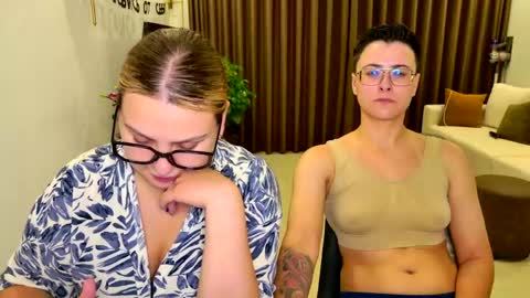 Eva and Sandra online show from 04.19.26