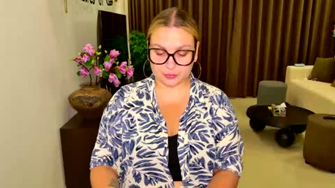 Eva and Sandra online show from 04.22.26