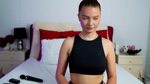 Chloe online show from 06.12.26
