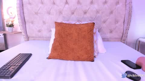 chloeferreira online show from 02.13.25