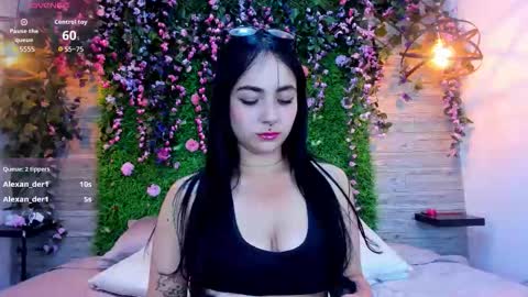 Chloe online show from 12.19.25