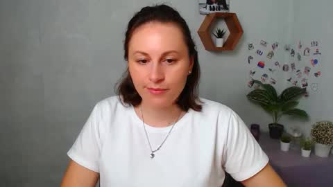 Snapshot of chloejill_ chatting on 09.22.25 Chloe online show from 09.22.25