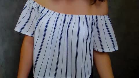 Snapshot of chloejill_ chatting on 11.09.25 Chloe online show from 11.09.25