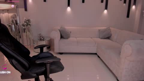 Chloe  OF chloemanson online show from 02.09.25