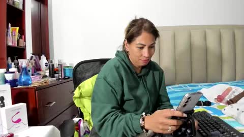 chloemiller   online show from 01.31.25