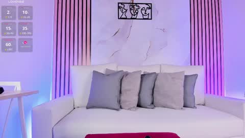 Chloe  online show from 03.18.26