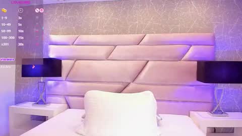 CHLOE  online show from 10.27.25