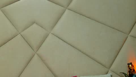 Snapshot of chloevee chatting on 01.11.26 Chloe Vee online show from 01.11.26