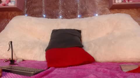 chlooe_zoe online show from 03.06.25