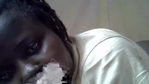 Snapshot of choclate_goddess chatting on 05.01.26 Paula online show from 05.01.26