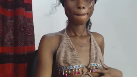 choco_petitqueen online show from 12.18.24