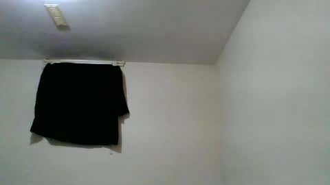 Snapshot of chocolatinhermoso chatting on 12.17.24 Chocolatinhermoso online show from 12.17.24