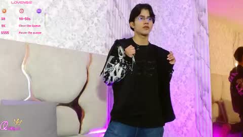 chos_tay online show from 07.08.26