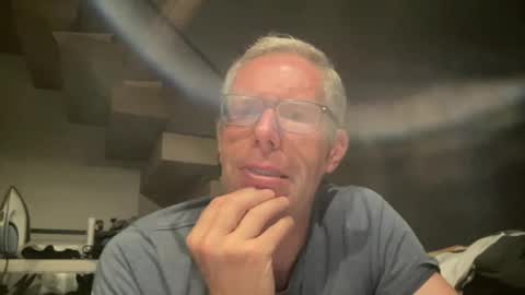 Snapshot of choupipat1 chatting on 06.21.26 choupipat1 online show from 06.21.26