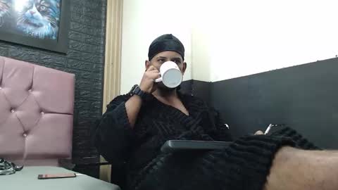 chris_dick2 online show from 10.17.25