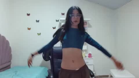 Christal Gil online show from 01.02.25