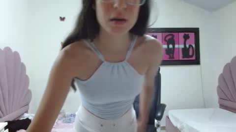 Christal Gil online show from 03.07.25