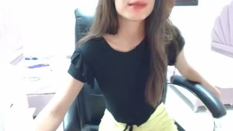 Christal Gil online show from 03.08.25