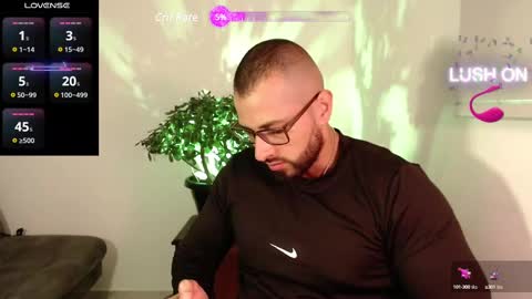 cris         Twitter magnum101010 insta magnumc20 online show from 03.12.25