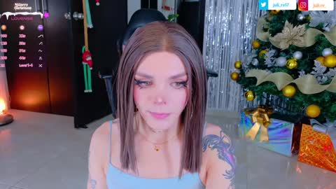 Snapshot of chris_parker01 chatting on 01.05.25 juli Instagram july rv17 - Twitter juli rv17 online show from 01.05.25