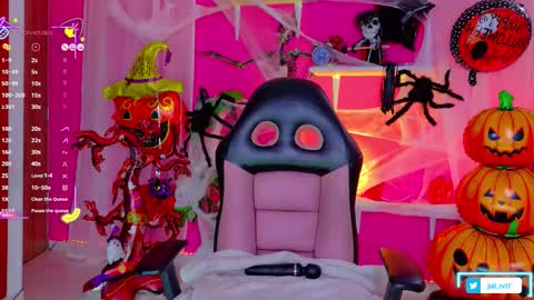 Snapshot of chris_parker01 chatting on 10.25.25 juli Instagram july rv17 - Twitter juli rv17 online show from 10.25.25