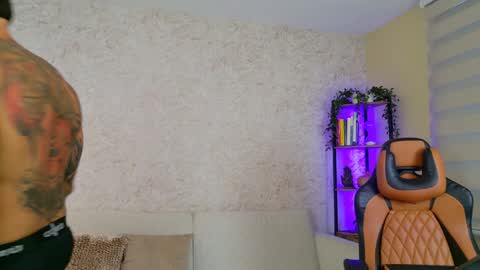 chris reilly online show from 01.27.25