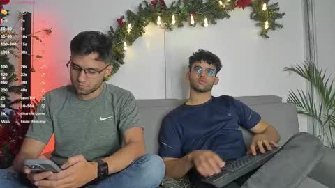 Im Chirs IM MODEL INDEPENDT online show from 12.28.24