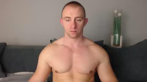 Snapshot of chrisbigbiceps chatting on 01.24.25 chrisbigbiceps online show from 01.24.25