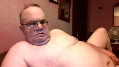 Snapshot of chrismini312 chatting on 07.08.26 Chris The Jerk Off King online show from 07.08.26