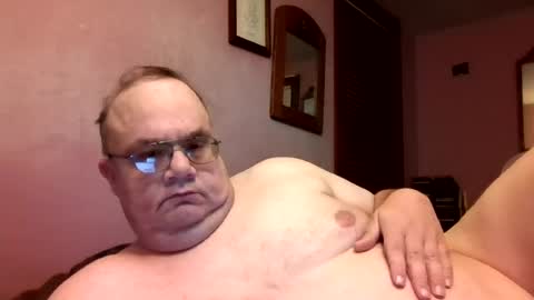 Snapshot of chrismini312 chatting on 07.17.26 Chris The Jerk Off King online show from 07.17.26