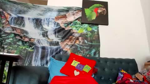 Snapshot of chriss_evanss_ chatting on 11.19.25 chriss_evanss_ online show from 11.19.25