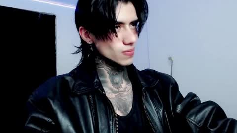 CHRIS  INDEPENT MODEL online show from 02.13.25