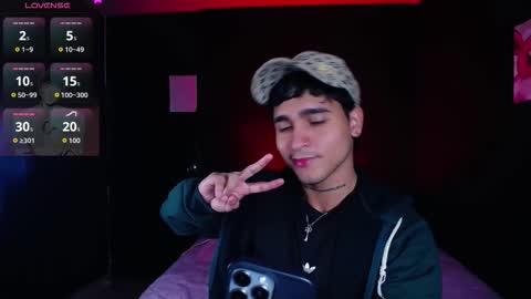 Christian Wang online show from 09.30.25