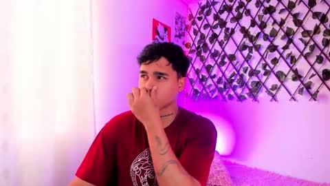 Snapshot of chriss_wg_ chatting on 01.18.26 Christian Wang online show from 01.18.26