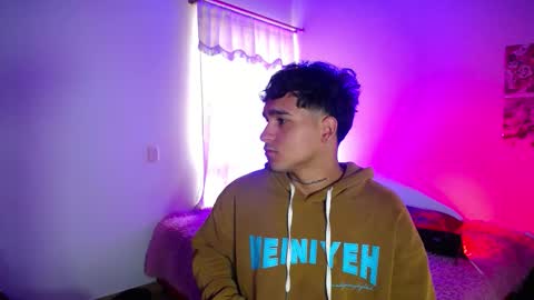 Snapshot of chriss_wg_ chatting on 02.13.26 Christian Wang online show from 02.13.26