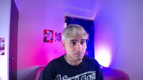 Snapshot of chriss_wg_ chatting on 03.01.26 Christian Wang online show from 03.01.26