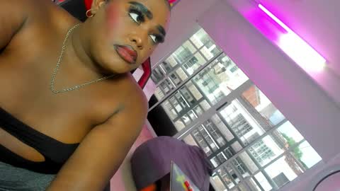 Snapshot of chrissangel12 chatting on 12.04.25 chrissangel12 online show from 12.04.25