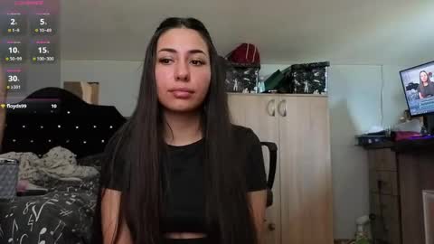 Chrissy online show from 06.05.26
