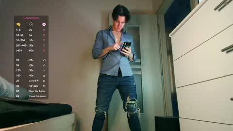 UPVOTE ME ------  ILL DO SOMETHING FOR FREE online show from 04.11.26