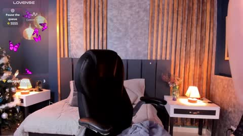 Hi Im Christina. . Dont forget to follow me to have me close to you   online show from 12.14.24