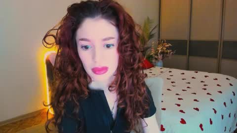 christinaconteeree online show from 04.08.26